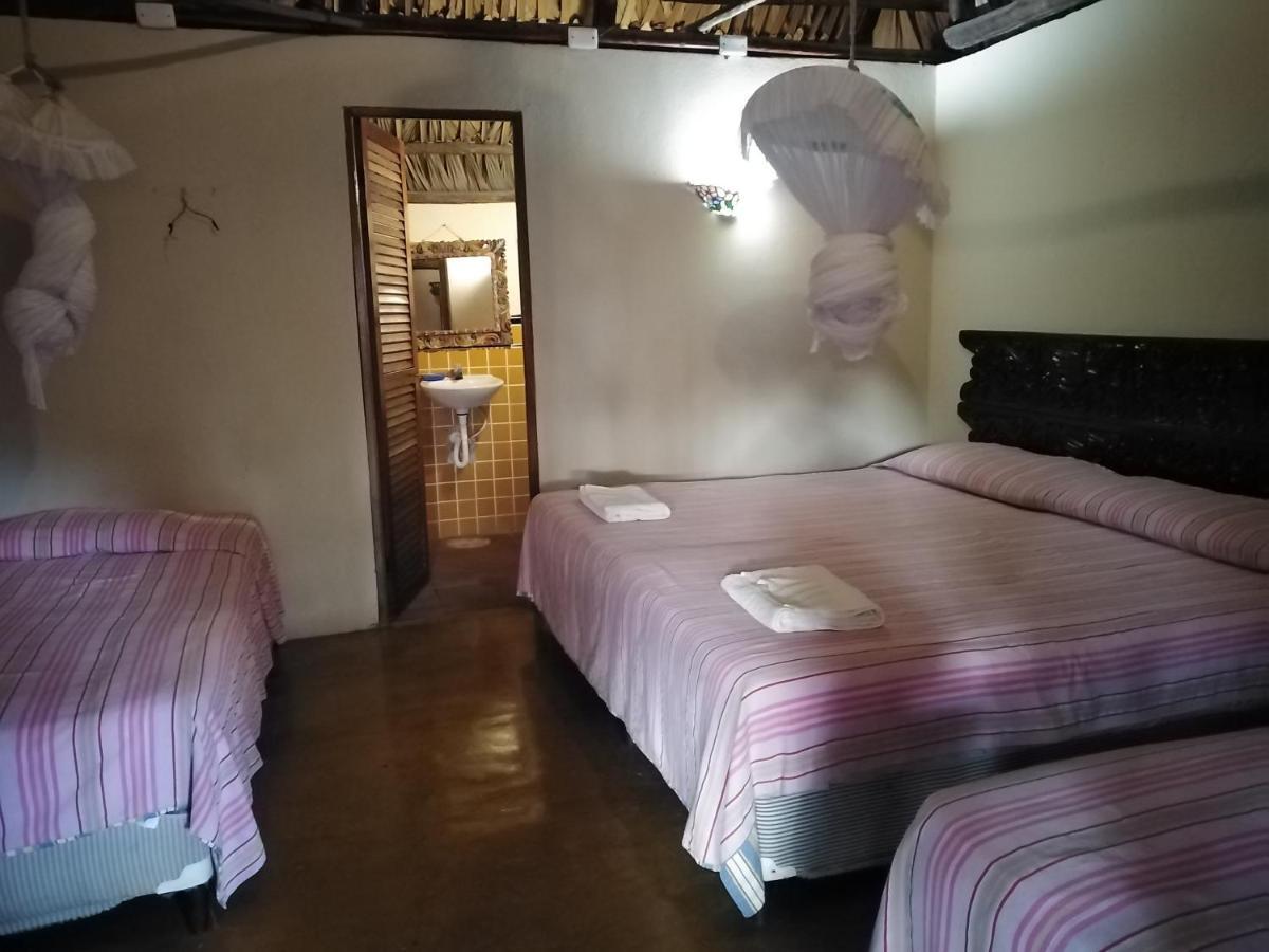 Hotel Pez De Oro Monterrico Eksteriør billede