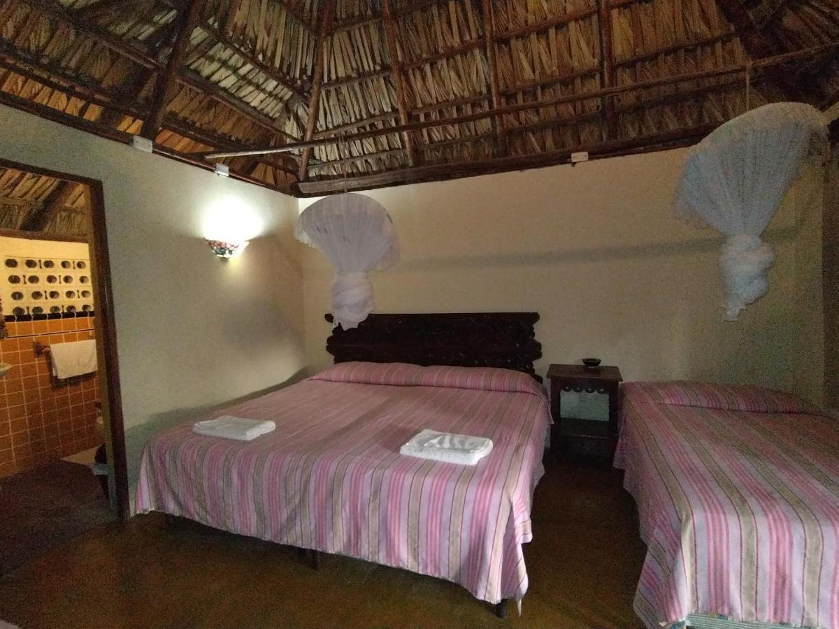 Hotel Pez De Oro Monterrico Eksteriør billede